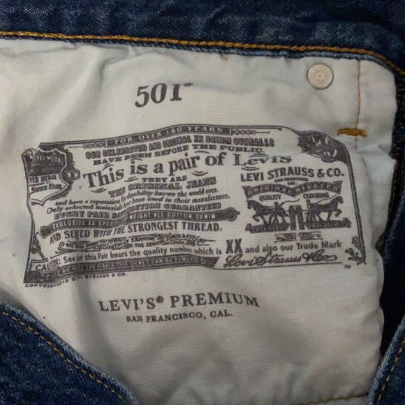 Levi’s 501 30x26 Cropped 🔥Buy 1 Get 1 Free Entire Closet - Picture 5 of 7